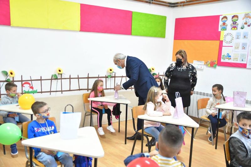  Честитка од градоначалникот Јаневски по повод Светскиот ден на детето