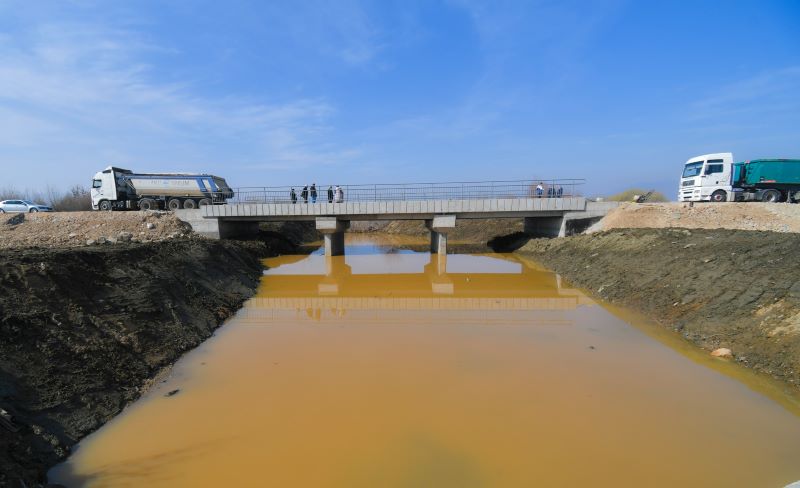  Изградбата на мостот на реката Турија меѓу Просениково и Сарај е во завршна фаза