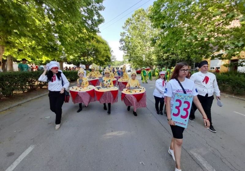  „Струмички шпагети“ и „Јин и Јанг“ на карневал во Бела Црква, Србија