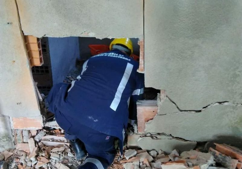  Костадинов:Осум пожарникари од Струмица заминуваат во спасувачка мисија во Турција