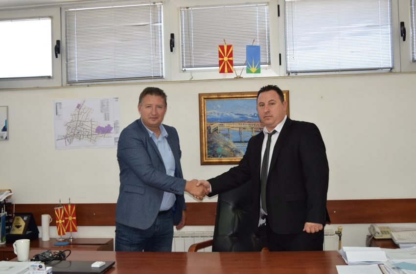  Ристо Манчев ја презеде функцијата градоначалник на Босилово