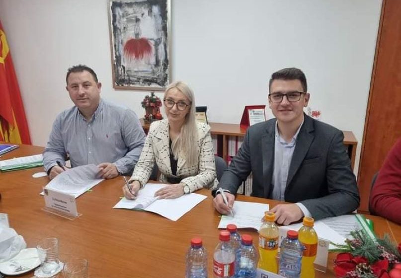  Потпишан договор за изградба на пат меѓу селата Бориево и Колешино
