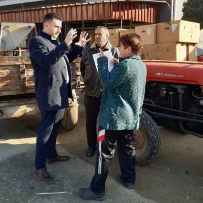  Градоначалникот на општина Василево ги посети откупните пунктови за тутун