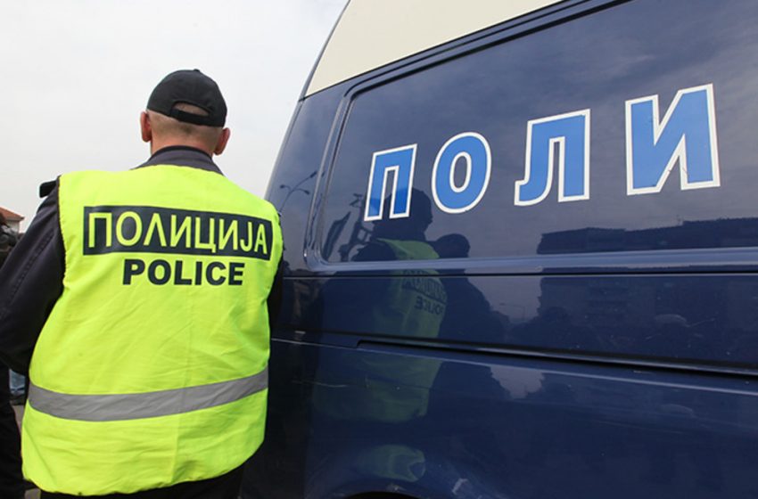  Без документи комбиња од Струмица возеле патници надвор од државата