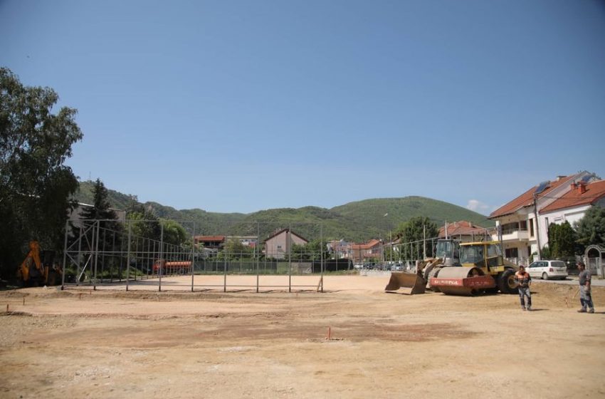  Во завршна фаза е изградбата на повеќенаменското спортско игралиште во дворот на Дом на АРМ