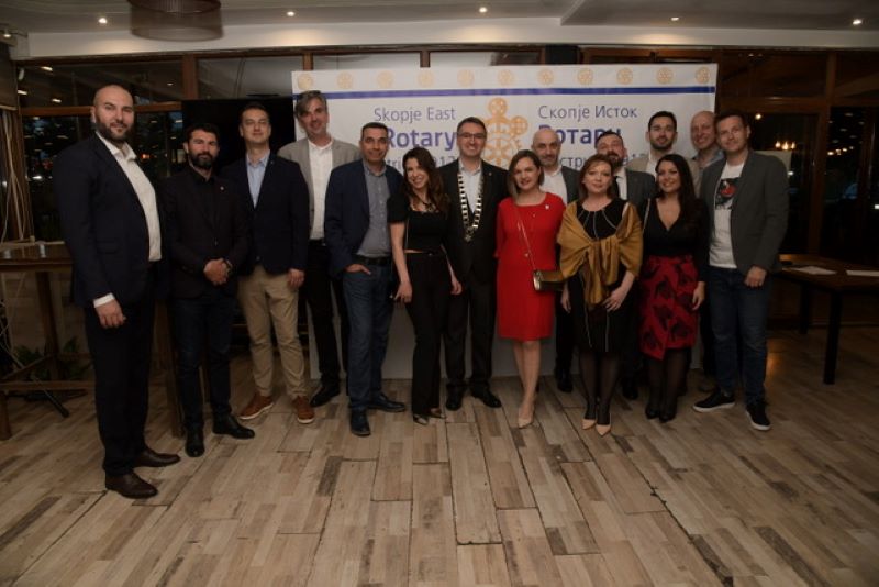  Ротари клубот Скопје Исток прослави една година постоење