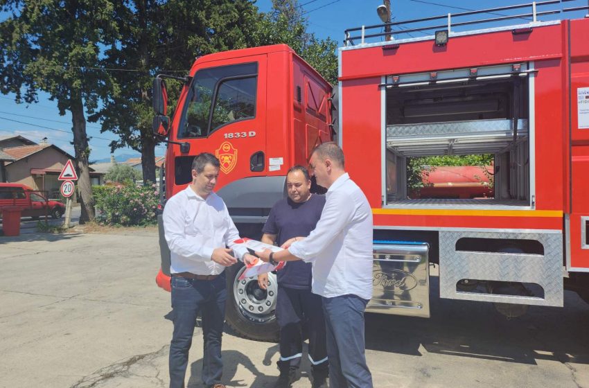  Центарот за развој на Југоистокот набави две возила за пожарникарите од Валандово и Гевгелија