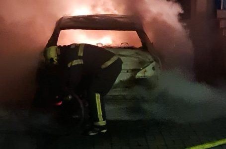 Синоќа изгоре автомобил во Струмица