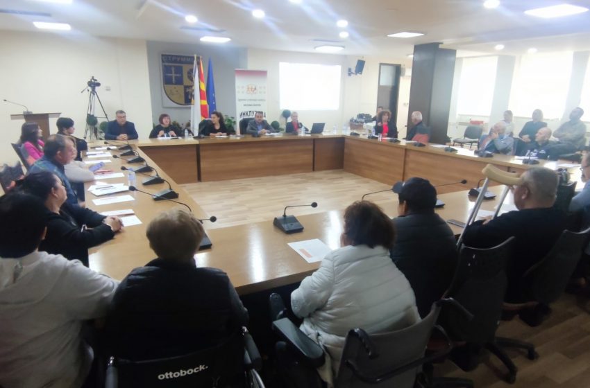  Во Струмица се одржа панел дискусија на тема „Политичко учество на лицата со попреченост“