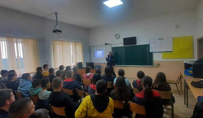  Едукативно предавање во училиштето во Дабиле-„Не користи пиротехнички средства“