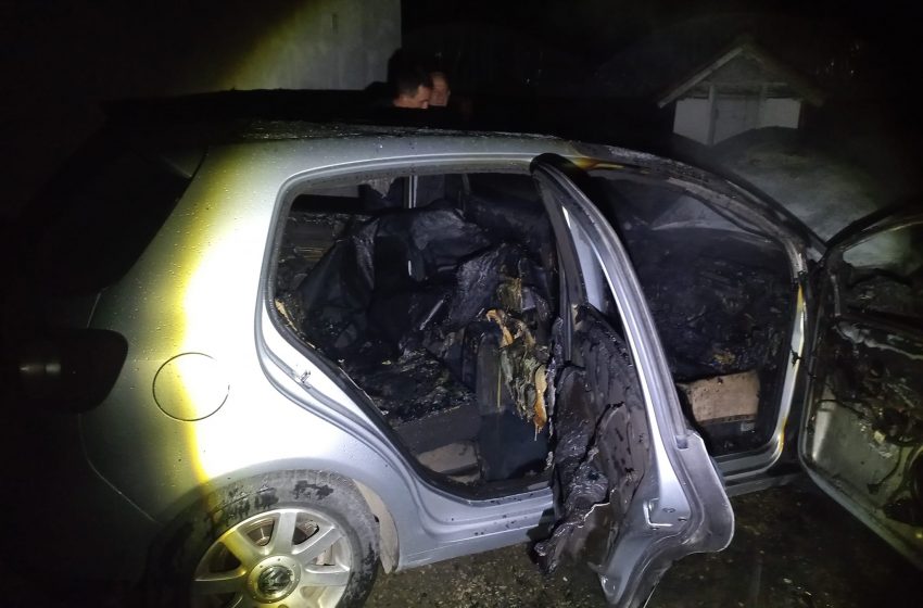  Во Муртино изгоре автомобил и помошен објект