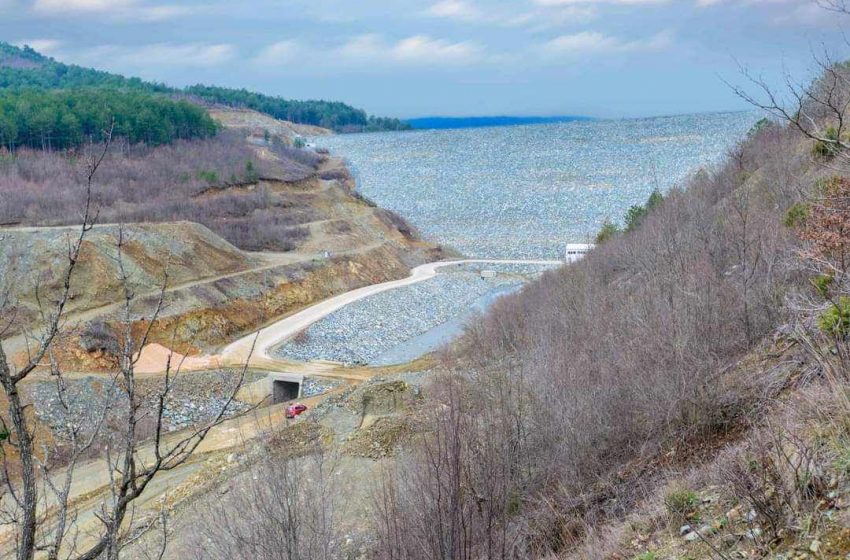  Николовски: Историски ден, изградбата на браната Конско целосно е завршена