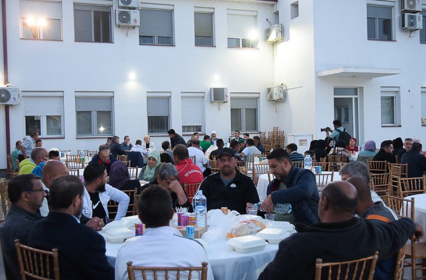  „Комуналец“ организираше ифтарска вечера за вработените со исламска вероисповед