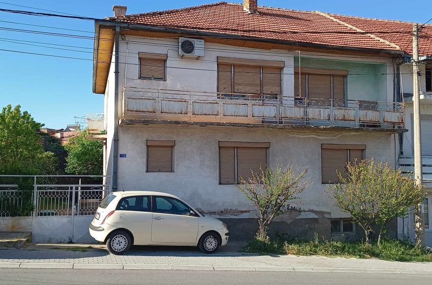 Се продава куќа на улица „Крушевска Република“ во Струмица