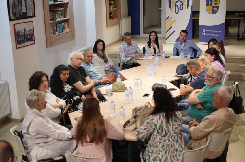  Костадинов:На јавен и транспарентен начин ја започнавме постапката за избор на членови во новиот Карневалски одбор