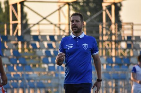 Александар Стојанов замина од тренерската позиција во Беласица
