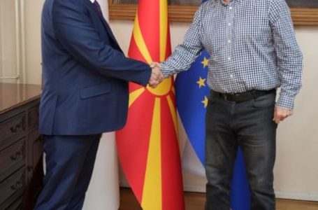 Градоначалникот Јанков на средба со досегашниот претседател на Советот, Марјан Даскаловски