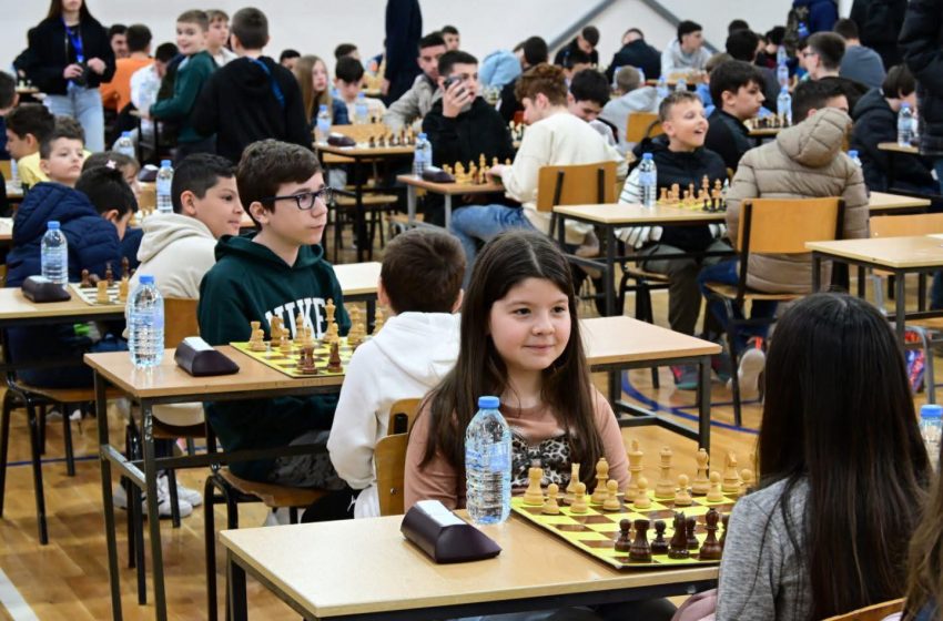 Во Струмица се одржува Државното првенство во шах за ученици од основните и средните училишта