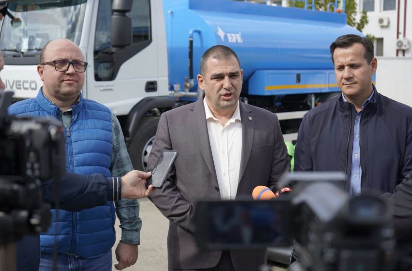 Јанков:Ги презентиравме новите возила и опремата која „Комуналец“ ја доби од Министерството за транспорт